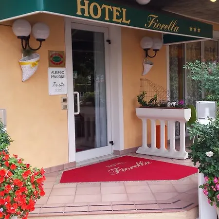 Fiorella 3*