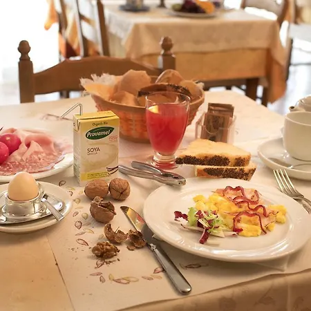 Hotel Fiorella Sirmione